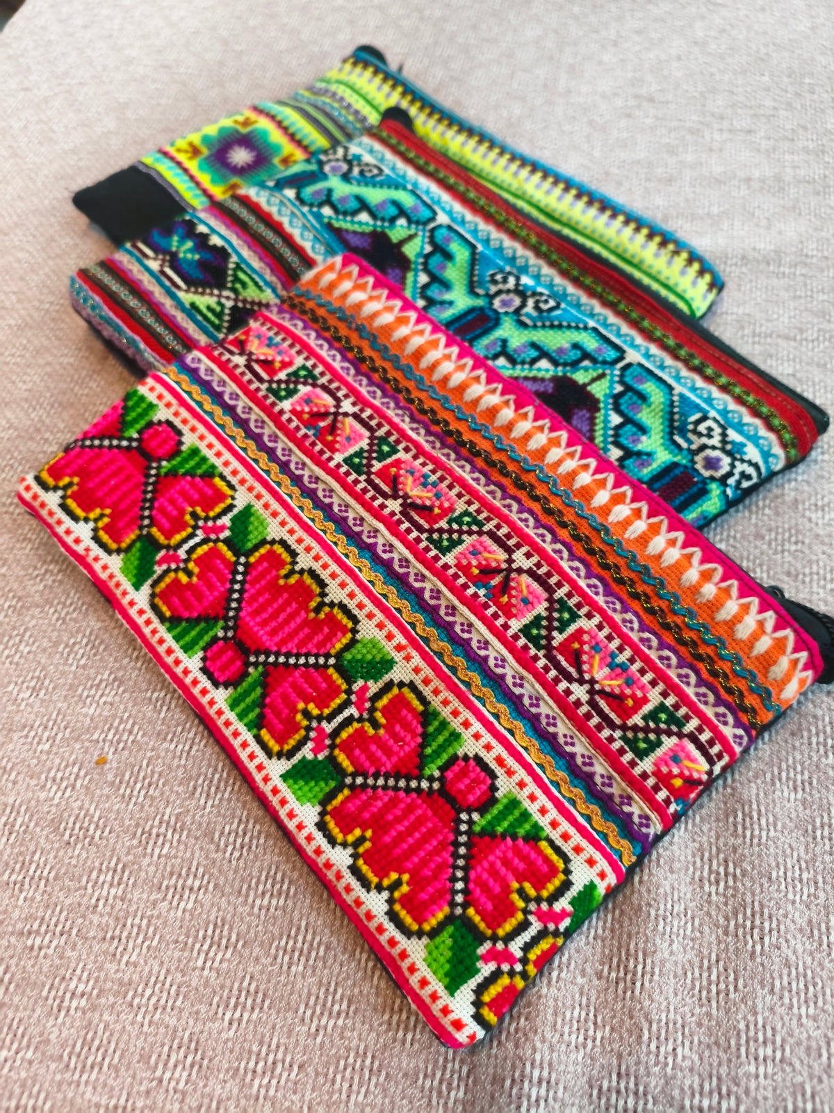 KUMARI - Colorful Embroidered Ethnic Clutch Bag – Size M