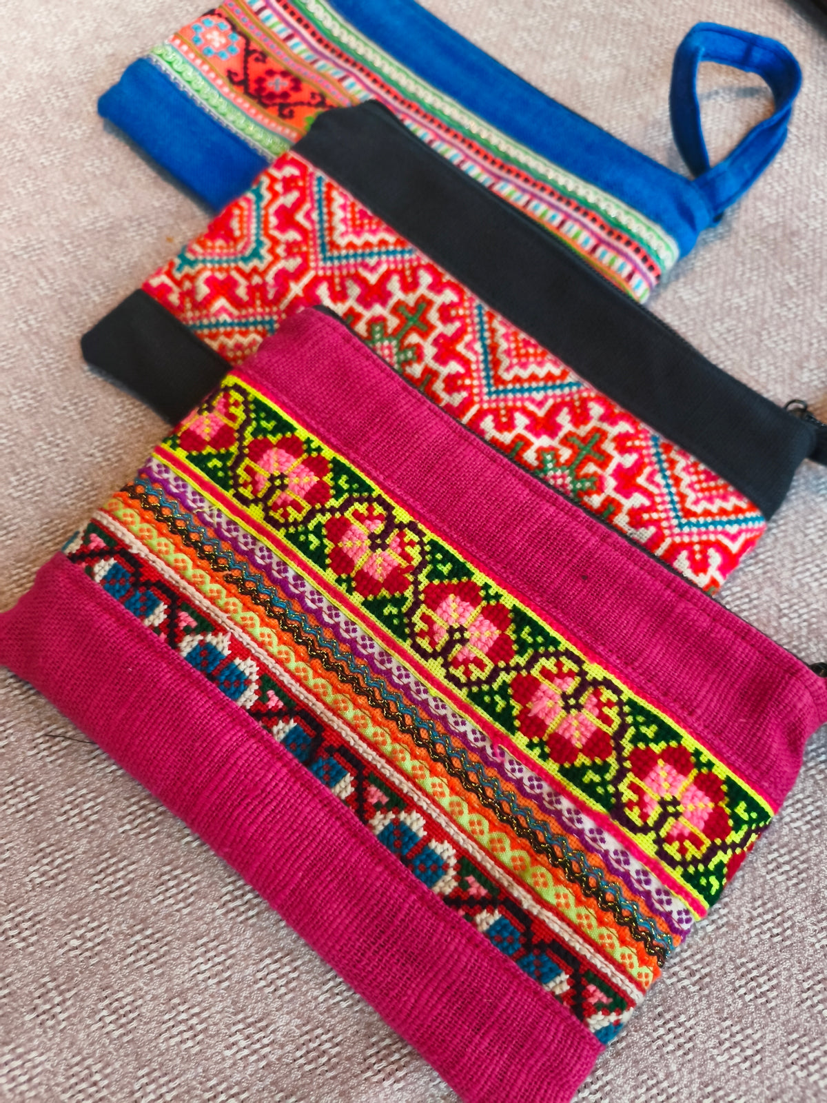 AMBIKA - Colorful Embroidered Ethnic Clutch Bag - Size M