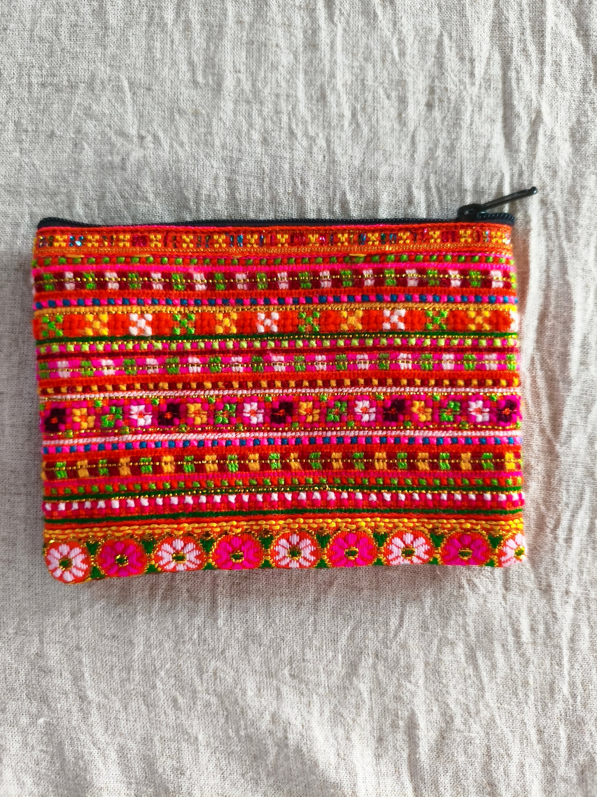 MAHAGAURI - Colorful Embroidered Purse - Size S