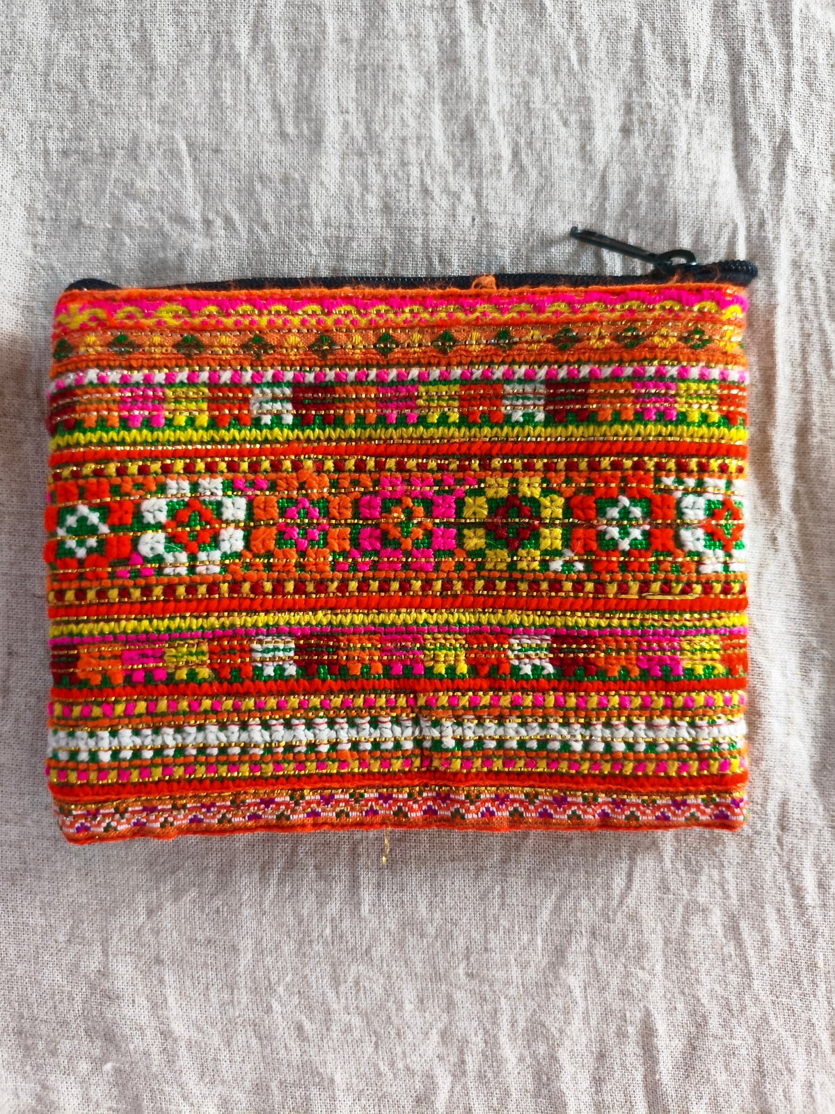 MAHAGAURI - Colorful Embroidered Purse - Size S