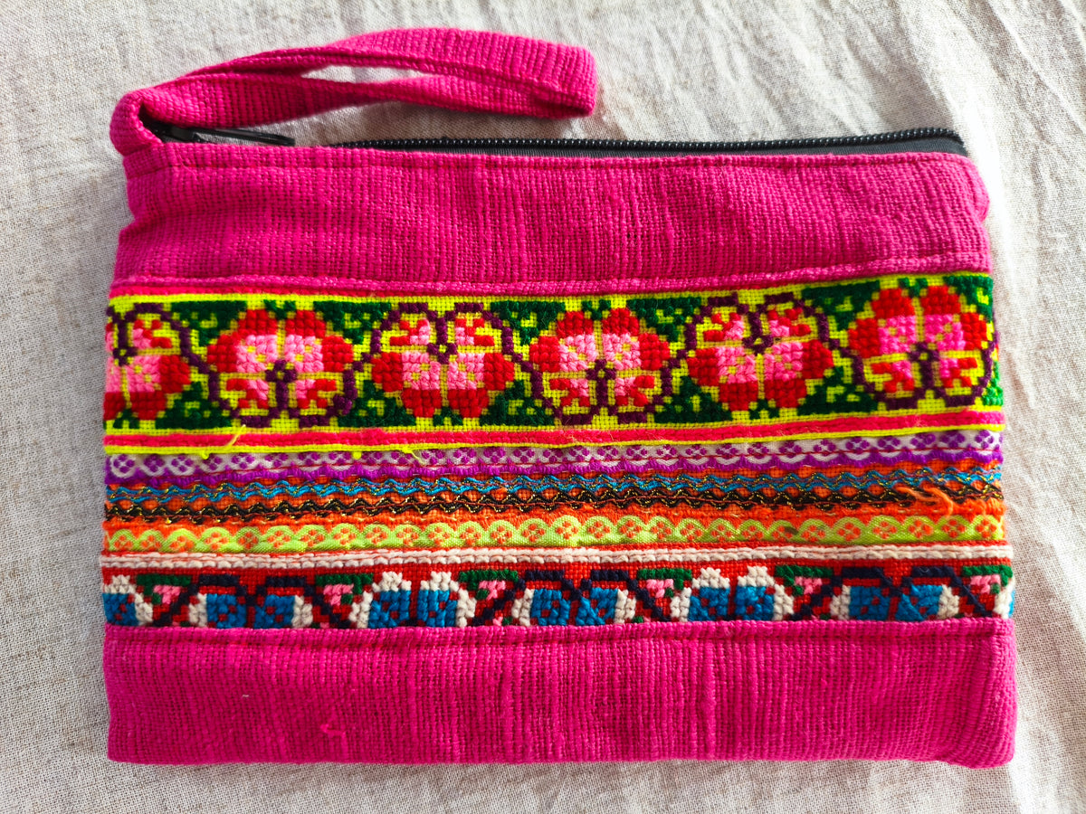 AMBIKA - Colorful Embroidered Ethnic Clutch Bag - Size M
