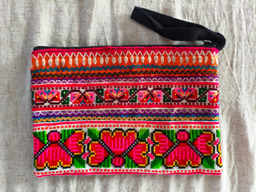 KUMARI - Colorful Embroidered Ethnic Clutch Bag – Size M
