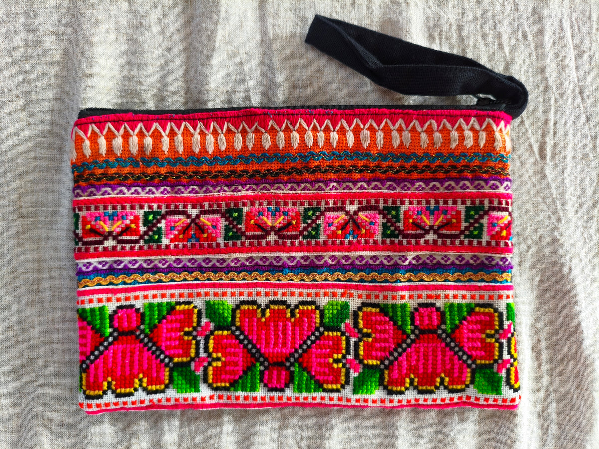 KUMARI - Colorful Embroidered Ethnic Clutch Bag – Size M