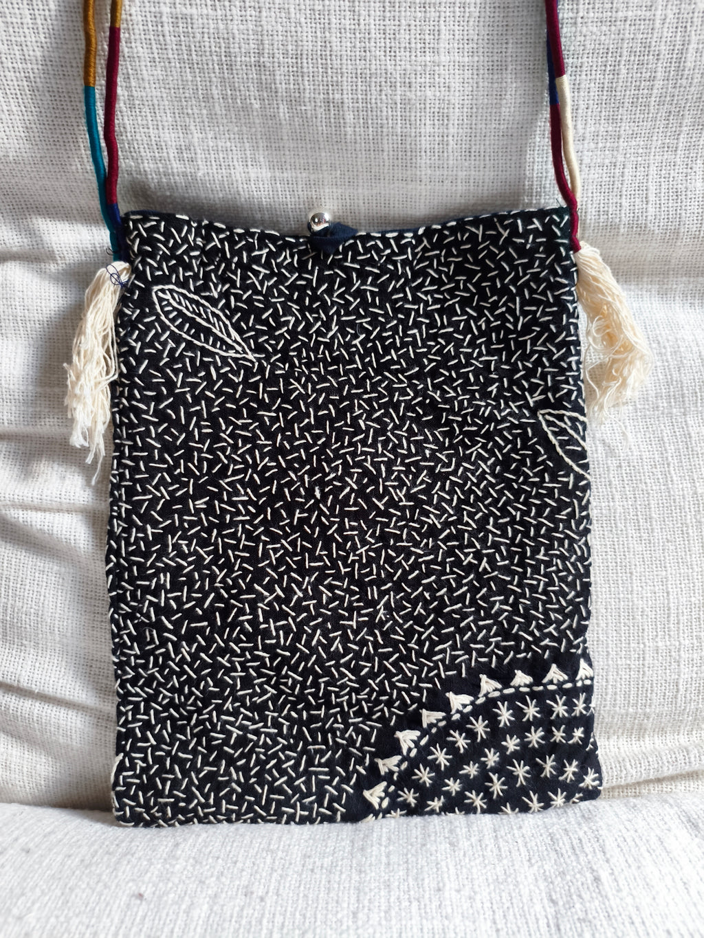 STARS & LEAVES - Elegant Embroided Bag - Unique Handcraft - Hmong Thaïland