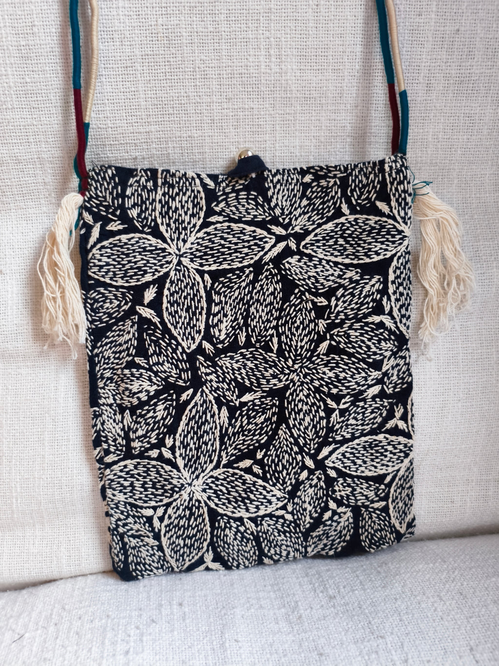 FLOWERS - Elegant Embroided Bag - Unique Handcraft - Hmong Thailand