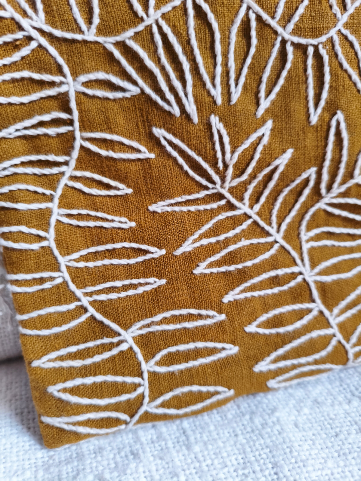 BOTANIC - Finest Embroidered Bag - Hmong Thailand