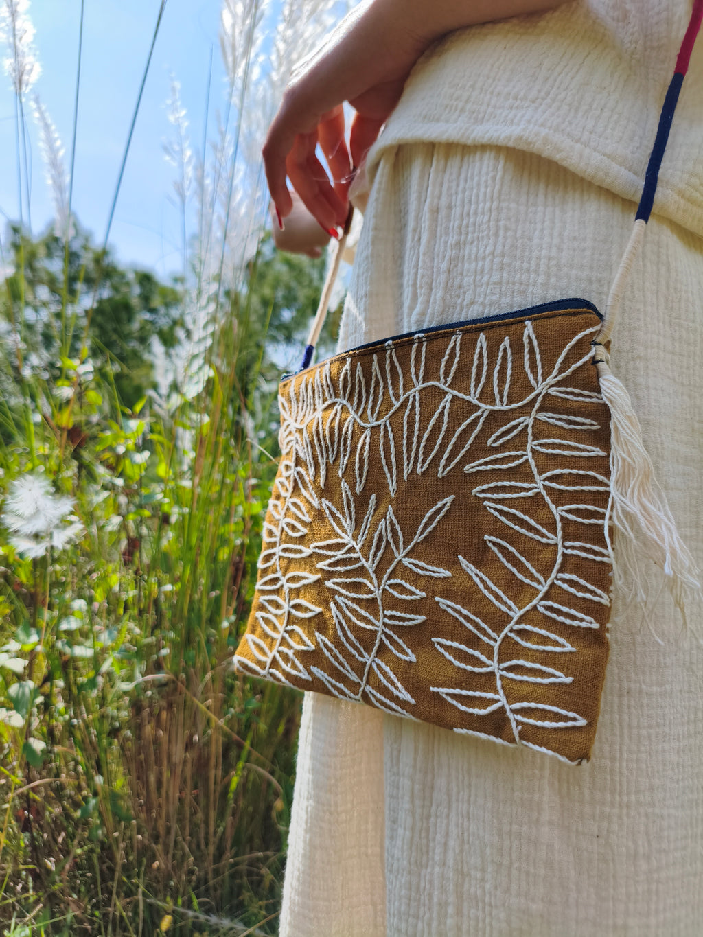 BOTANIC - Finest Embroidered Bag - Hmong Thailand