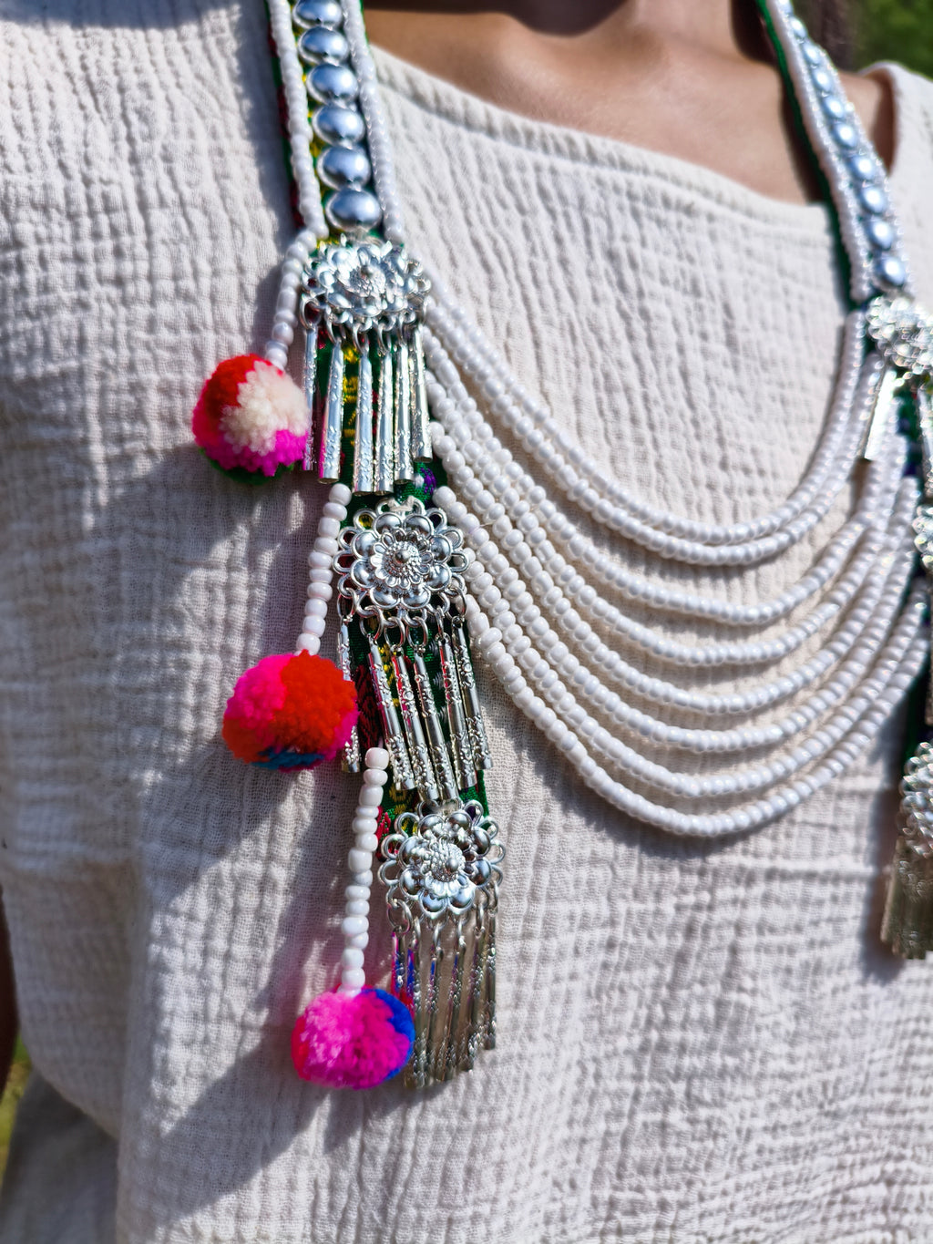 KARUNA - Collier traditionnel Hmong