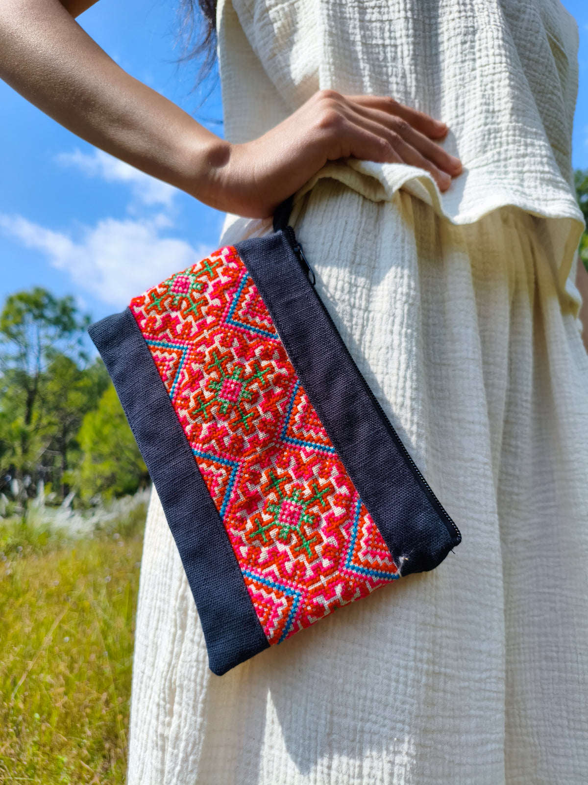 AMBIKA - Colorful Embroidered Ethnic Clutch Bag - Size M