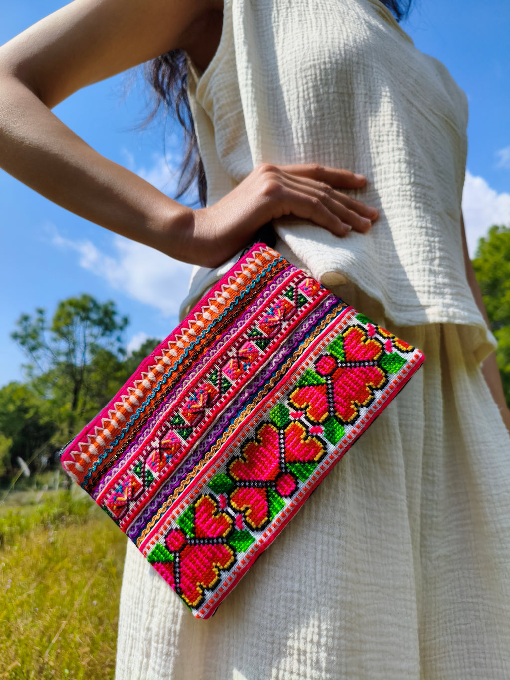 KUMARI - Colorful Embroidered Ethnic Clutch Bag – Size M