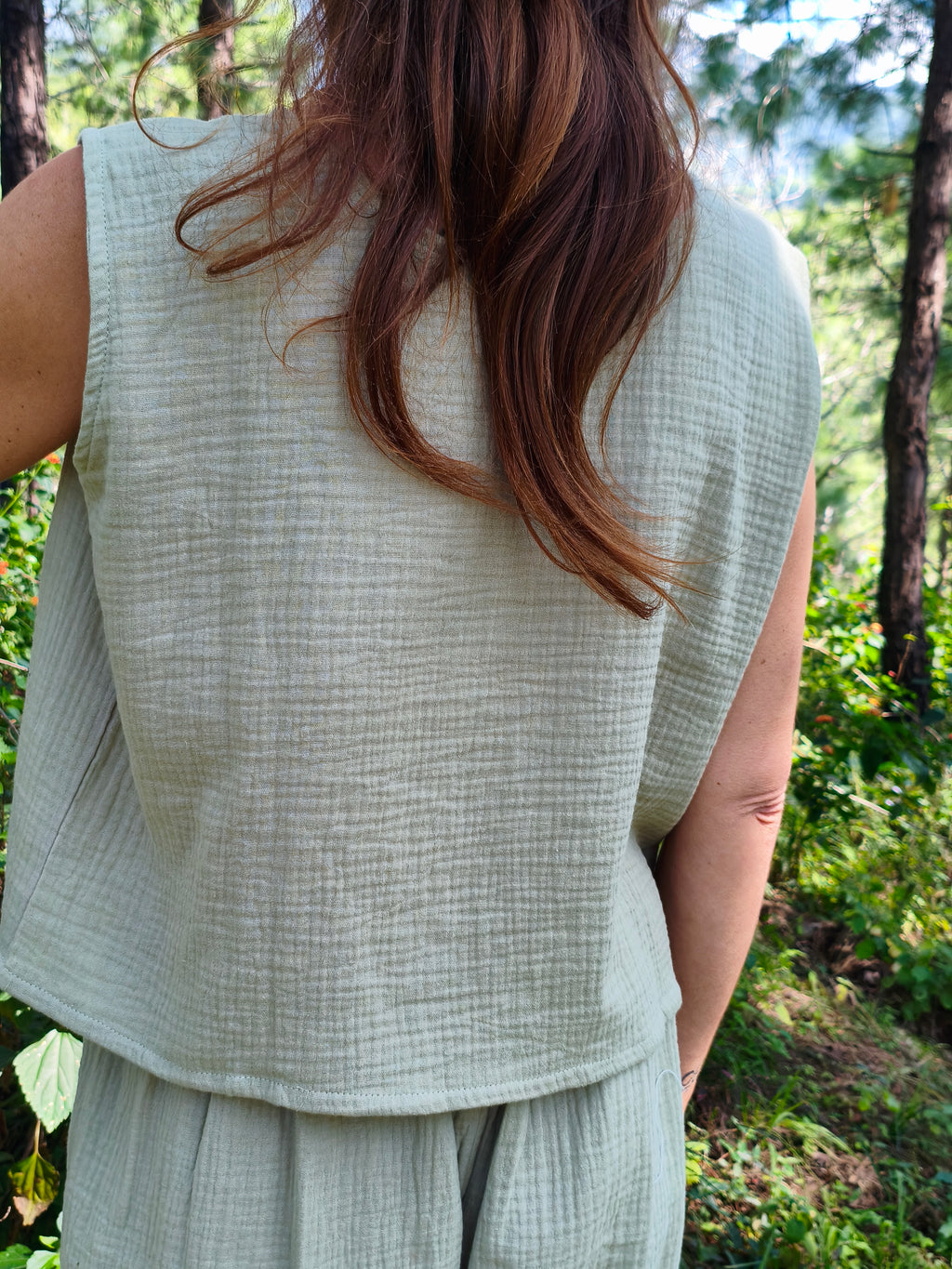 MAUNA - Sleeveless Blouse - Double Gauze - Sage Green